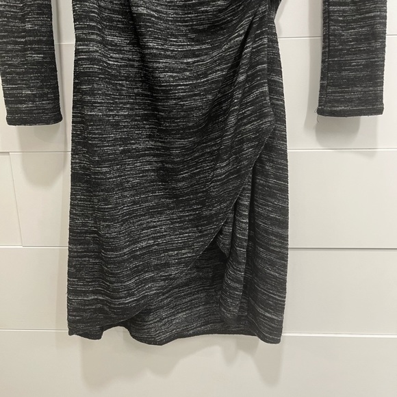 Dress - Picture 2 of 6